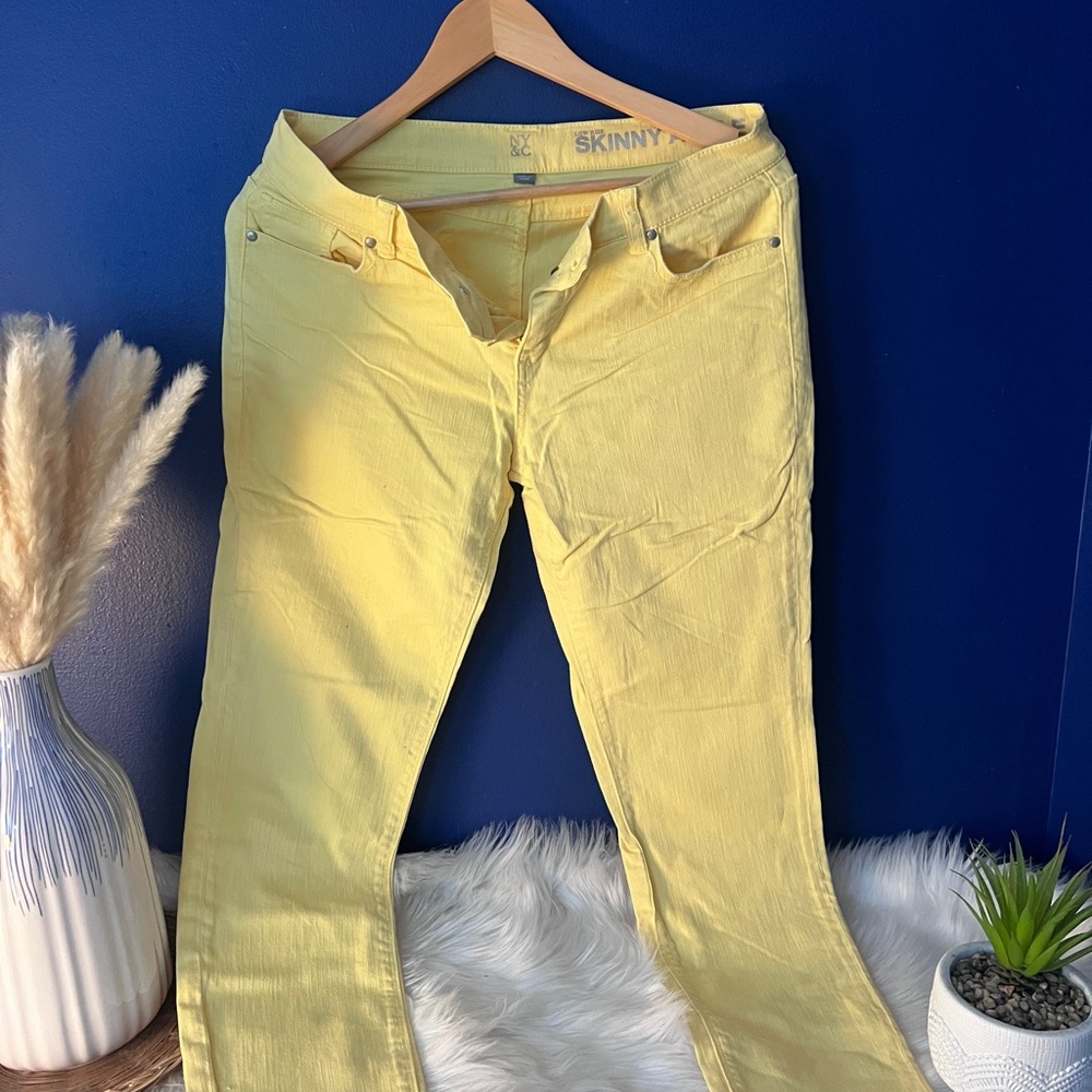 NY co// canary yellow denim crops